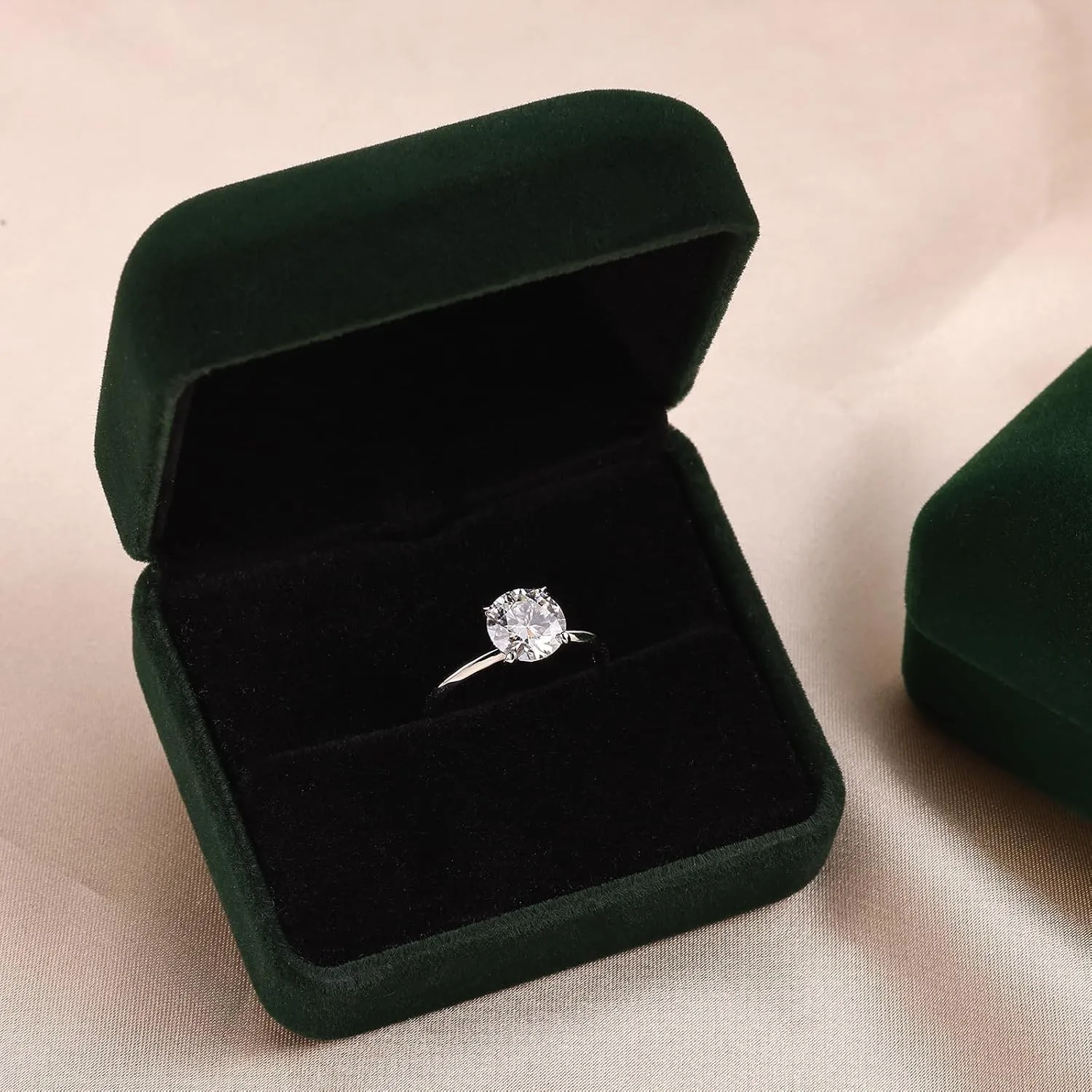 1 CT 2CT Moissanite Enagaement Ring for Women, White Gold Plated 925 Sterling Silver Moissanite Rings, Promise Rings Wedding Band Rings for Women Size 5-10