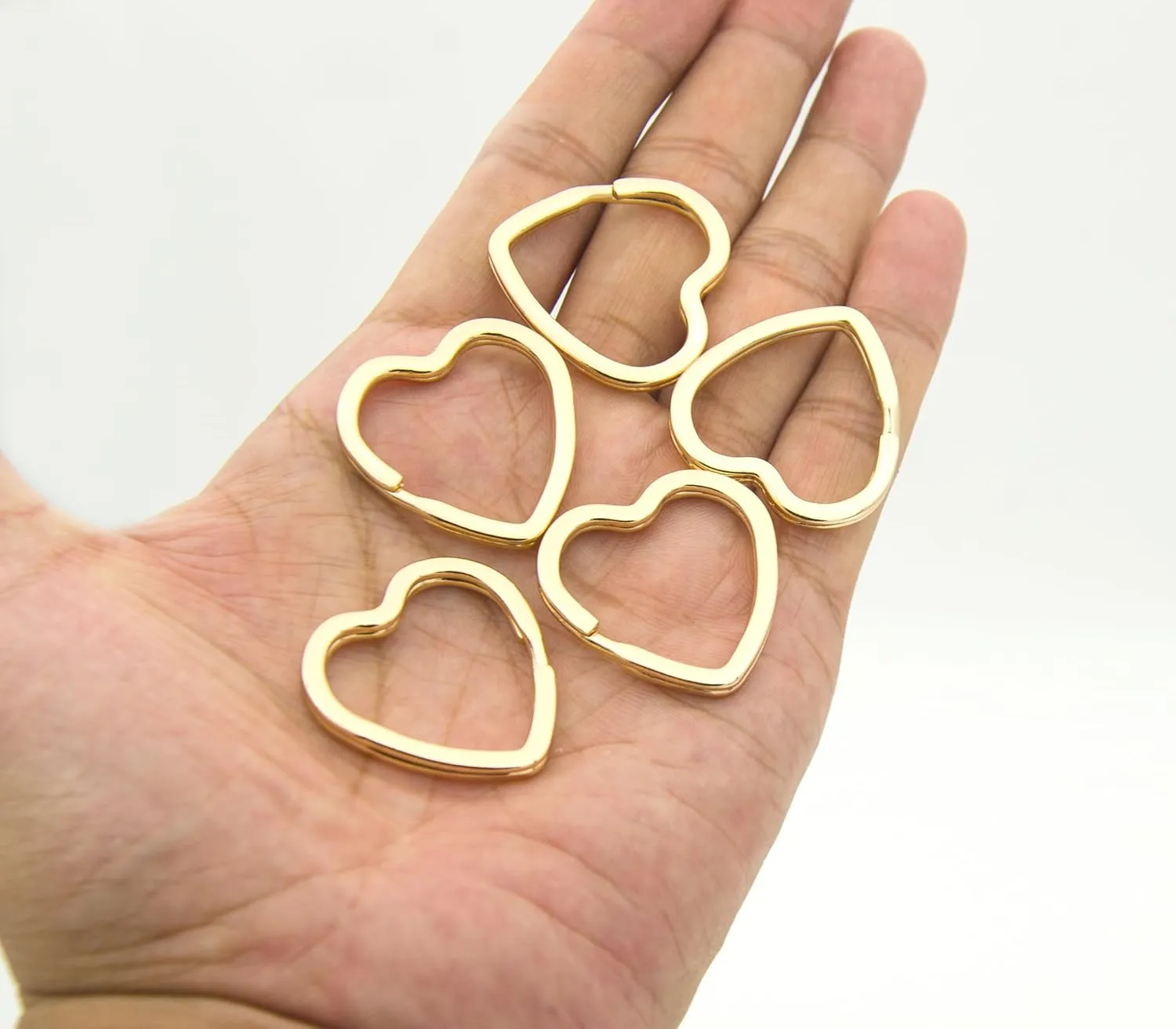 12pcs Creative Key Ring Keychain Heart Shape Golden Metal Flat Split Key Holder Chains Rings Crafts DIY for Home Car Tag Office Organization Lanyards Keys Attachment Gift