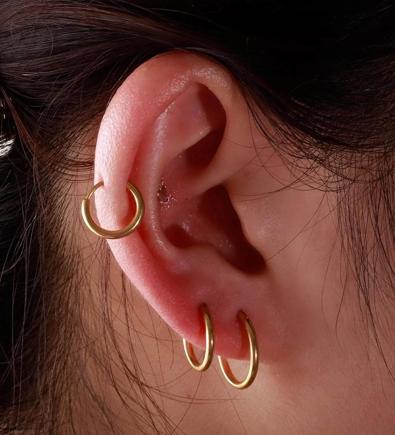 14K Gold Plated Small Hoop Earrings for Women Hypoallergenic 316L Surgical Steel Cartilage Huggie Hoop Earrings Handmade Hinge Huggie Hoop Earrings for Helix Tragus Conch Piercing Jewelry 8mm