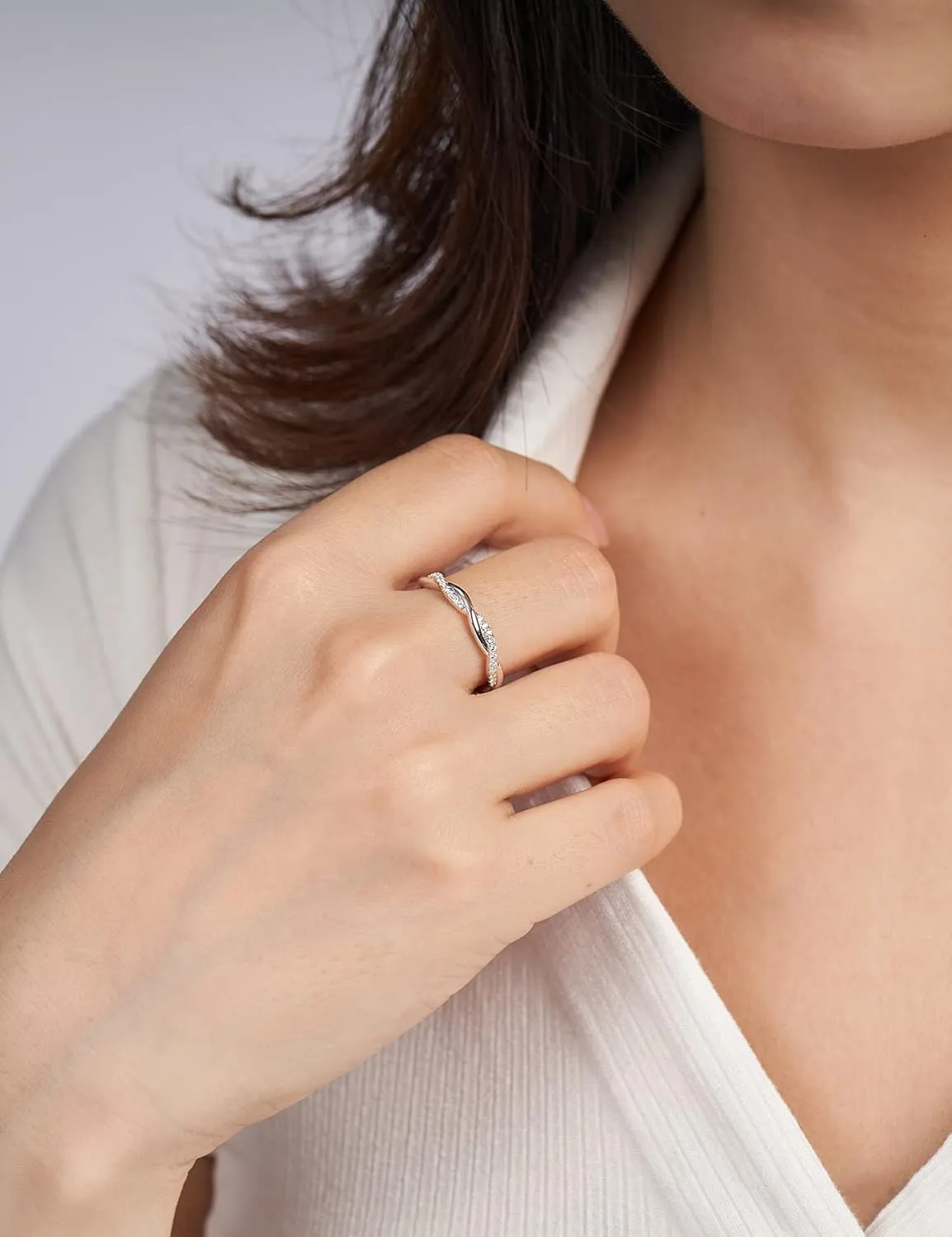 2CT Pear Shaped Engagement Rings for Women Teardrop Sterling Silver Rings with 18K White Gold Plated Cubic Zirconia Wedding Rings for Women Promise Rings for Her