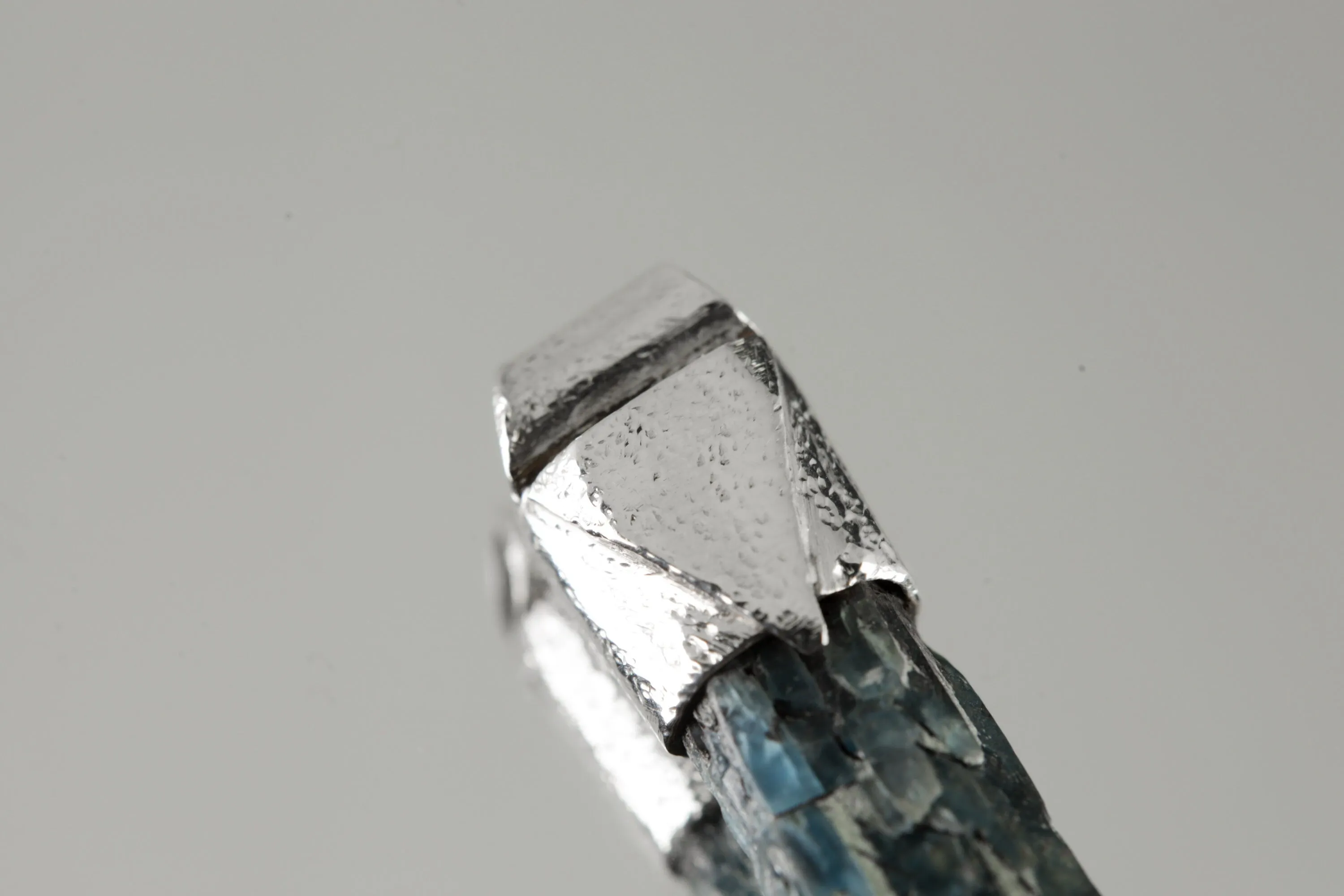 Australian Ocean Kyanite Organic Stack Pendant, textured 925 Sterling Silver, Throat Chakra, Pisces, Calming Communication, Unique Gift