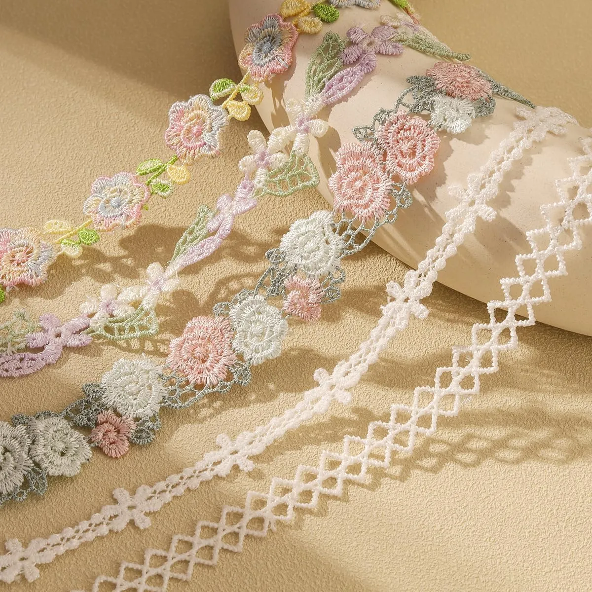 Bethynas Lace Choker Set for Women Elegant Classic Flower Necklace Colorful Floral Velvet Collar Choker Bridal Summer Party Statement Lolita Accessories