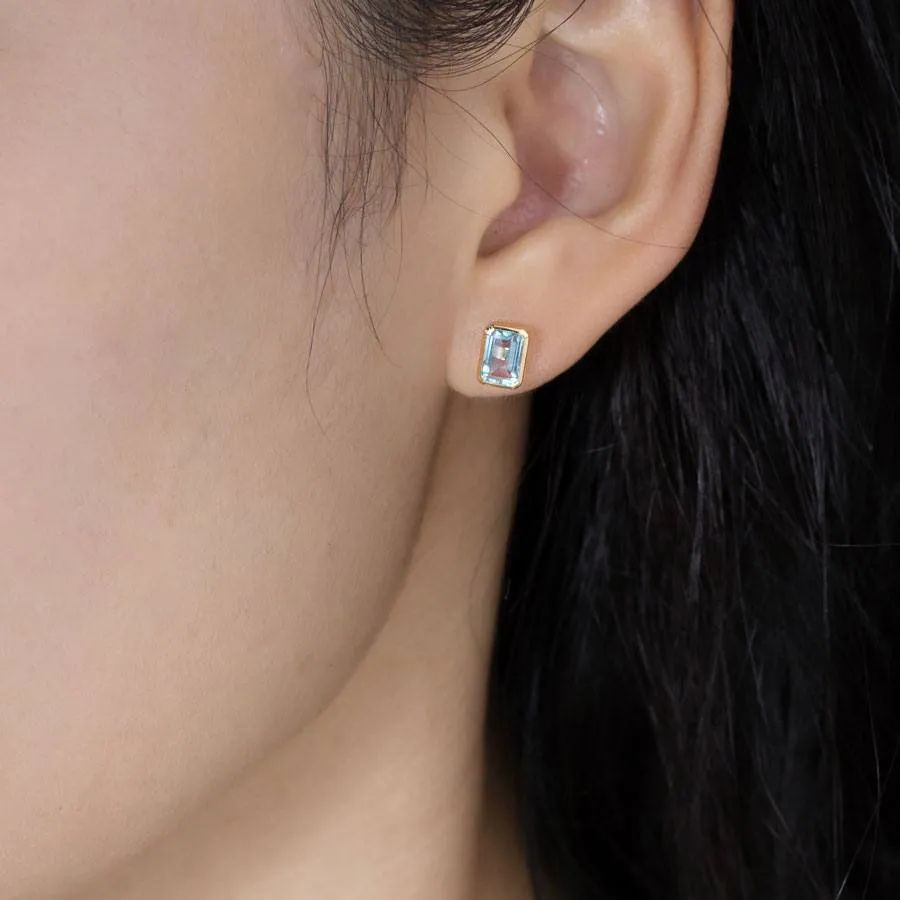 Blue Topaz Stud Earrings 18K Yellow Gold Emerald Cut