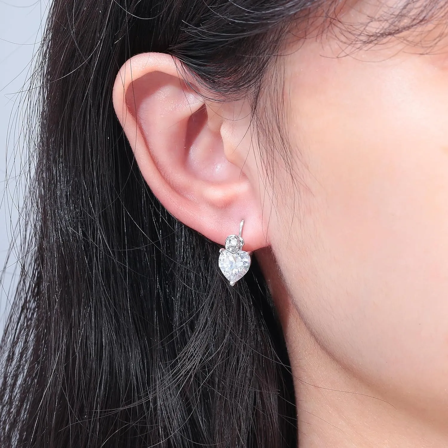 CiNily Heart CZ Leverback Dangle Earrings 18K White Gold Plated Cubic Zirconia Drop Earrings Simulated Diamond Dangle Earrings Fashion Dainty Jewelry Gifts for Women Hypoallergenic