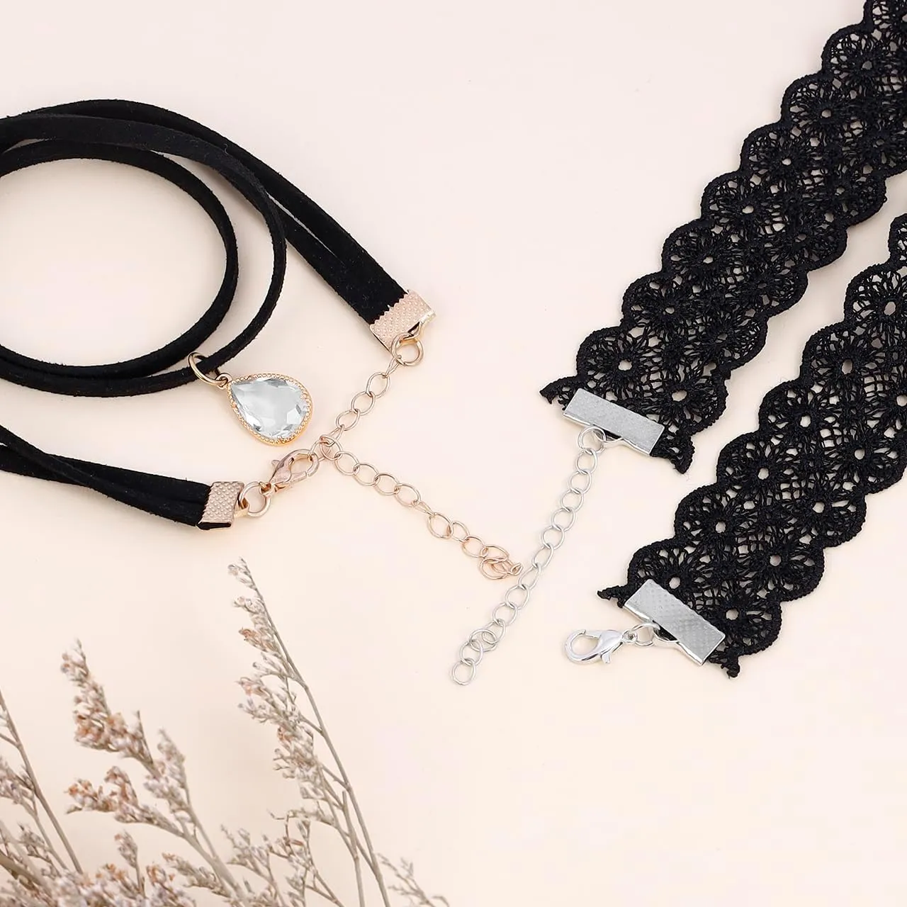 Eigso 6-10 Pcs Gothic Velvet Ribbon Chokers Necklaces for Women Men Gothic Tattoo Lace Adjustable Choker Set