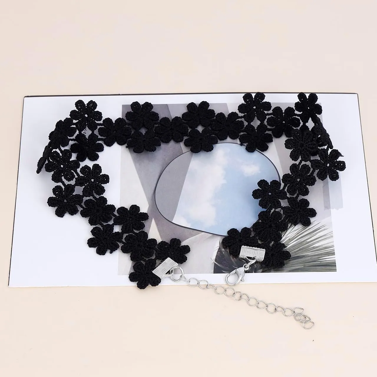 Eigso Unisex 2 Pcs Wax Rope Braided Gothic Necklace Choker Womens Black Velvet Lace Tattoo Collar Necklaces Rock Woven Chokers Collars