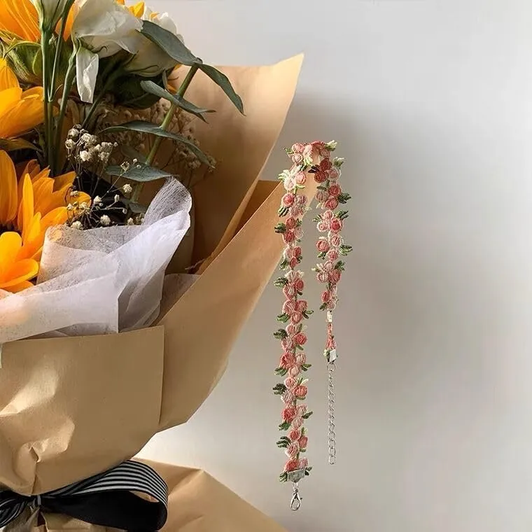 Embroidery Rose Necklaces Handmade Bohemia Lace Chokers Colorful Flower Clavicular Chain Fashion Classic Jewelry for Women Gift