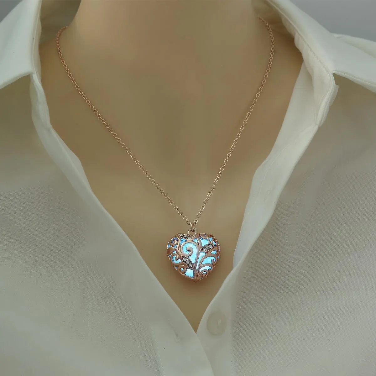 Fantasy Glow in the heart-shaped Necklaces - Jewelry Charms Pendants for Women - Fairy, witches, Space Necklace