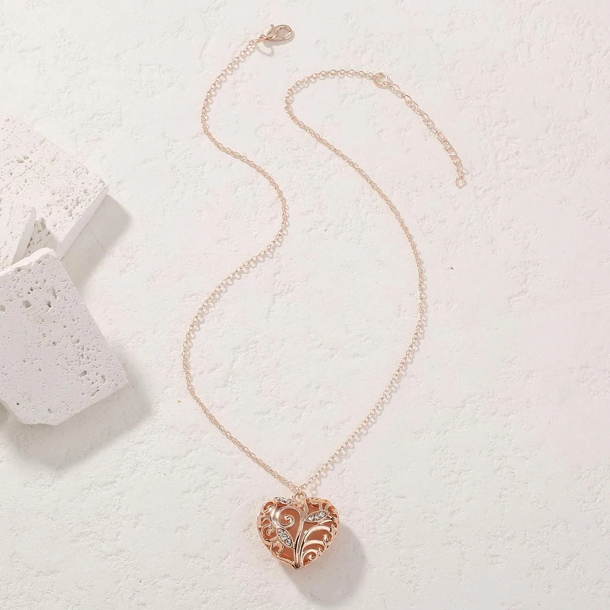 Fantasy Glow in the heart-shaped Necklaces - Jewelry Charms Pendants for Women - Fairy, witches, Space Necklace