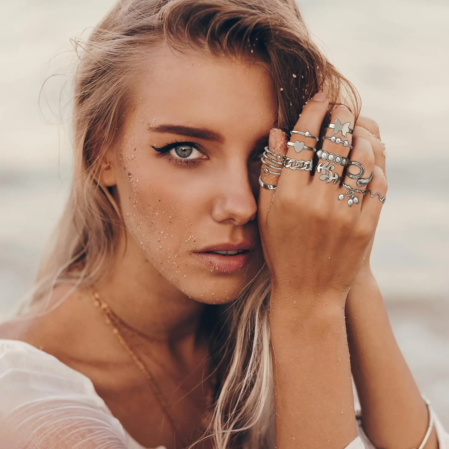 Gold Stackable Rings for Women Non Tarnish Boho Stacking Rings Set Gold Plated Knuckle Rings Rhinestone Moon Star Leaf Rings Midi Pinky Thumb Rings Christmas Stocking Stuffers Gifts Trendy Stuff