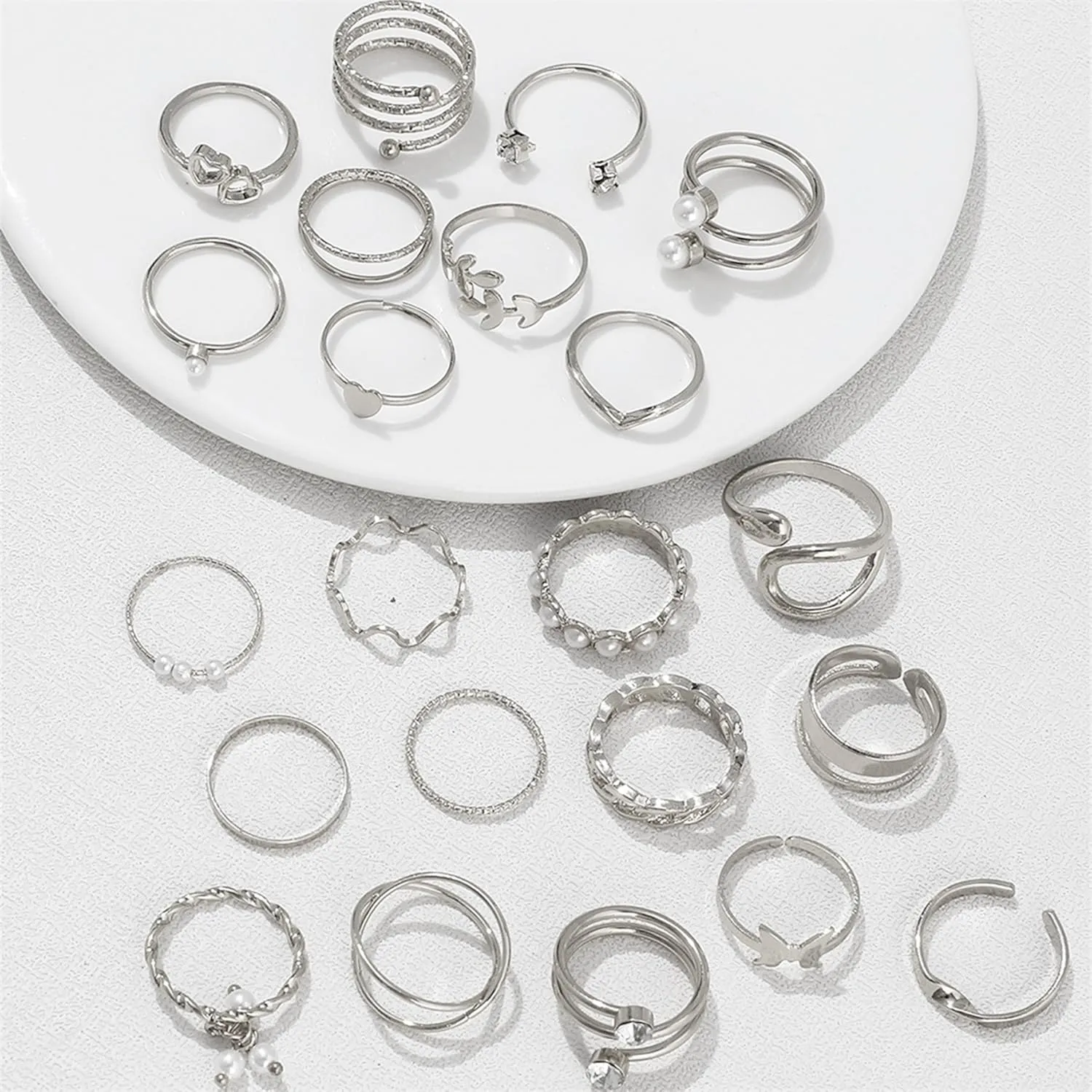 Gold Stackable Rings for Women Non Tarnish Boho Stacking Rings Set Gold Plated Knuckle Rings Rhinestone Moon Star Leaf Rings Midi Pinky Thumb Rings Christmas Stocking Stuffers Gifts Trendy Stuff