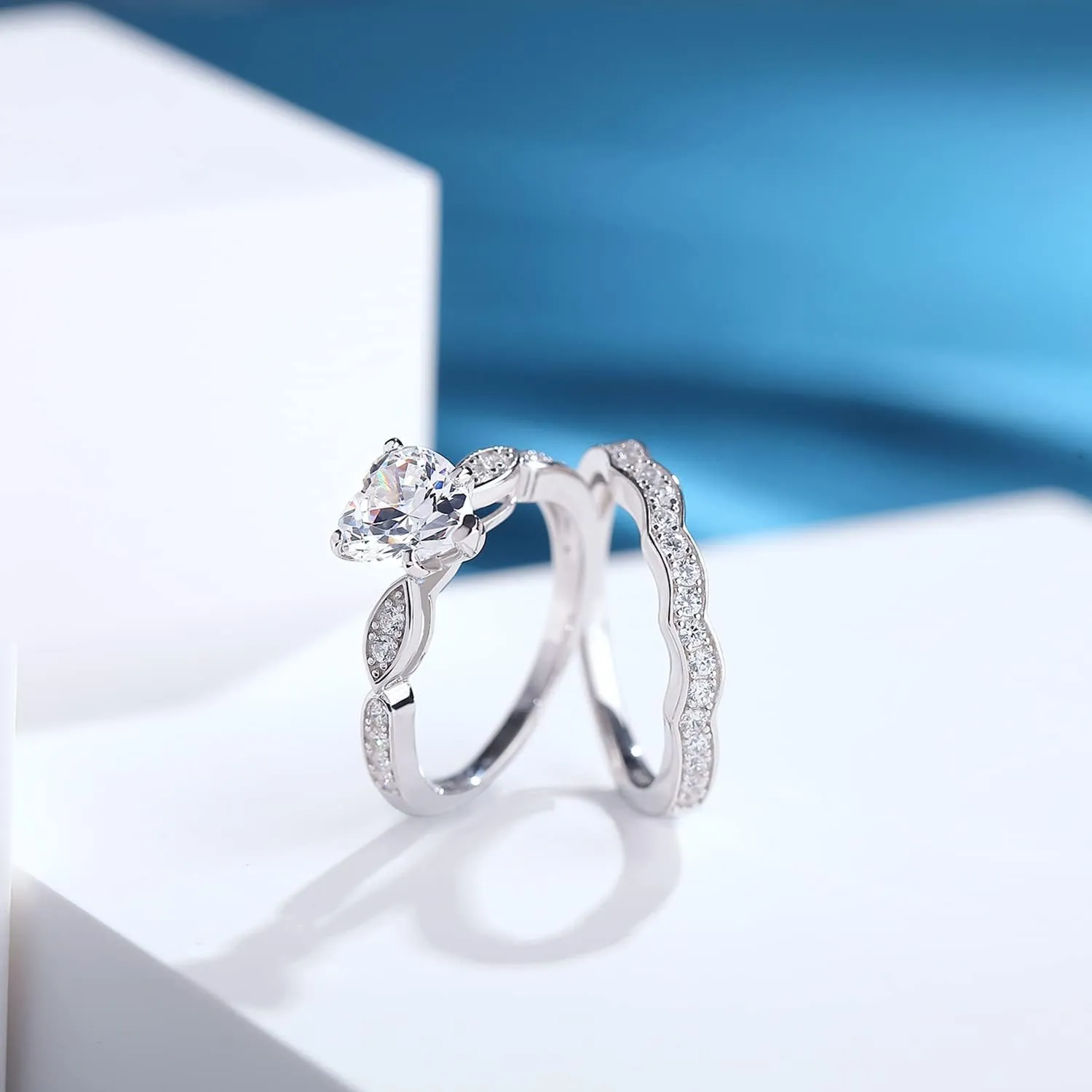 Han han 18K White Gold Plated 925 Sterling Silver Wedding Engagement Promise Eternity Ring Set for Women, Size 5-9