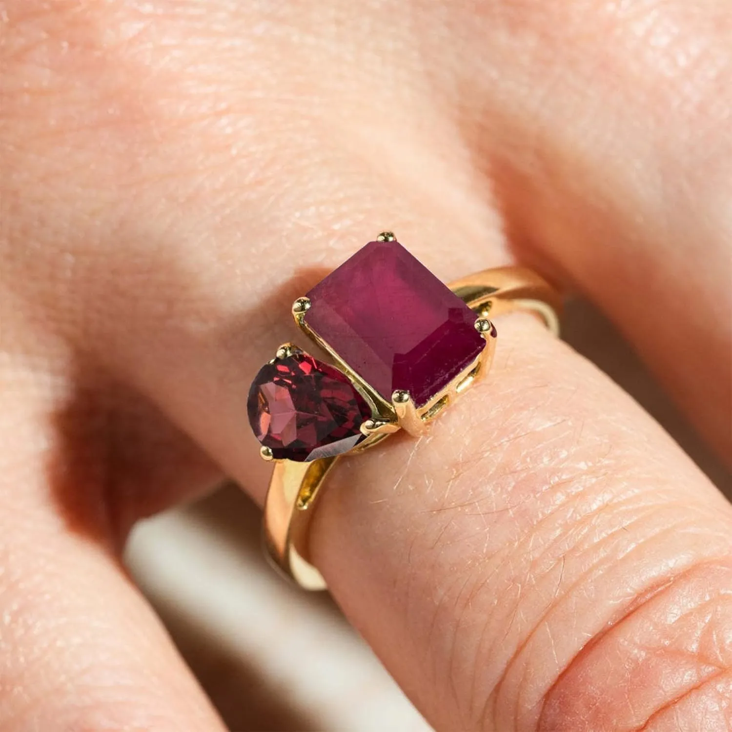 HUASAI Gold Birthstone Rings for Women Non Tarnish 14K Gold Plated 2 Birthstone Ring Toi Et Moi Ring Dainty Birthstone Stackable Rings Birthday Gifts for Women