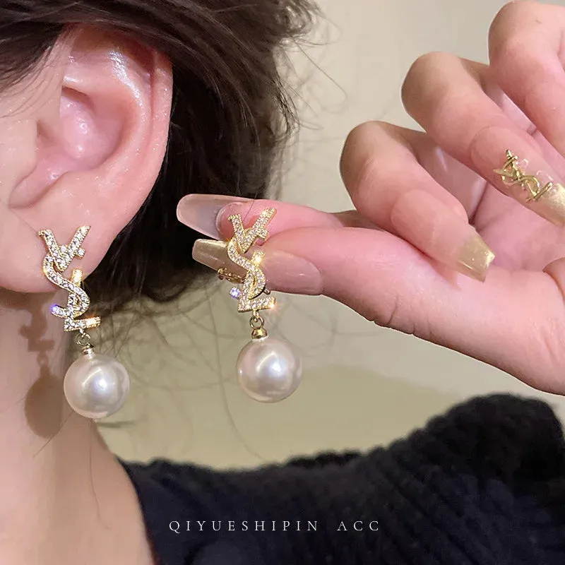Luxury Brand Gold Color Matte Texture Metal Retro Earrings For Women Girls Fashion Party Trend Party Jewelry Gifts Earrings 2024