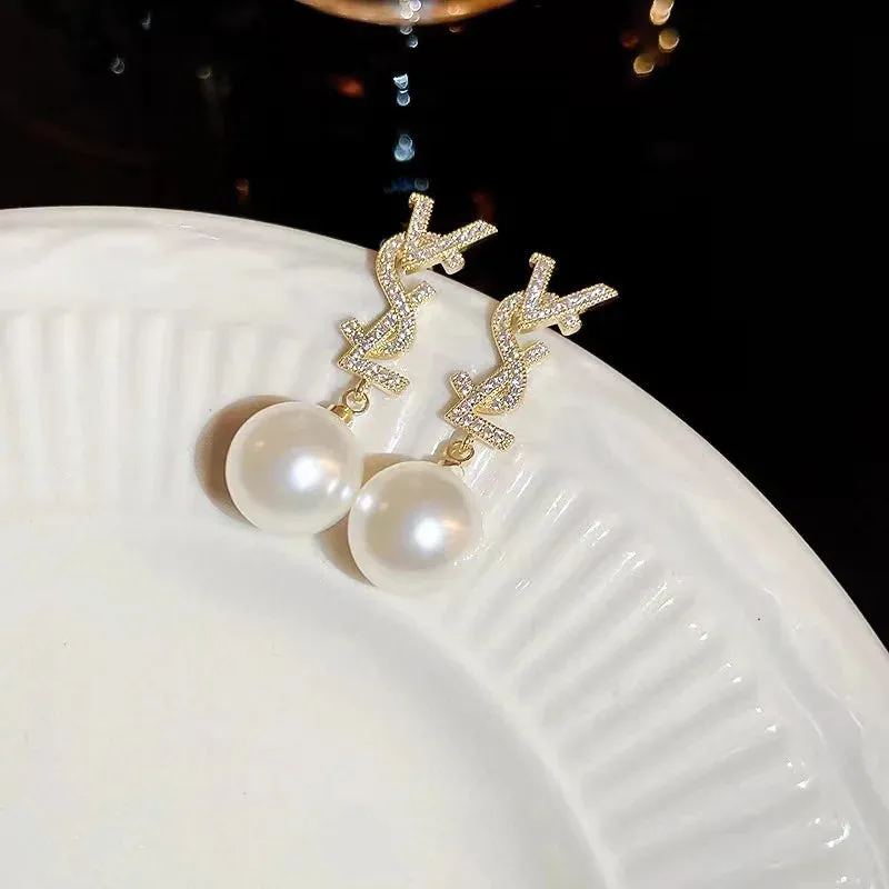 Luxury Brand Gold Color Matte Texture Metal Retro Earrings For Women Girls Fashion Party Trend Party Jewelry Gifts Earrings 2024