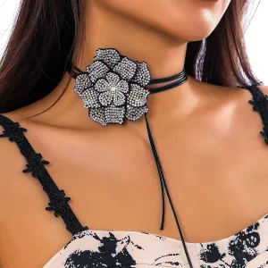 Luxury Shiny Rhinestone Flower Choker