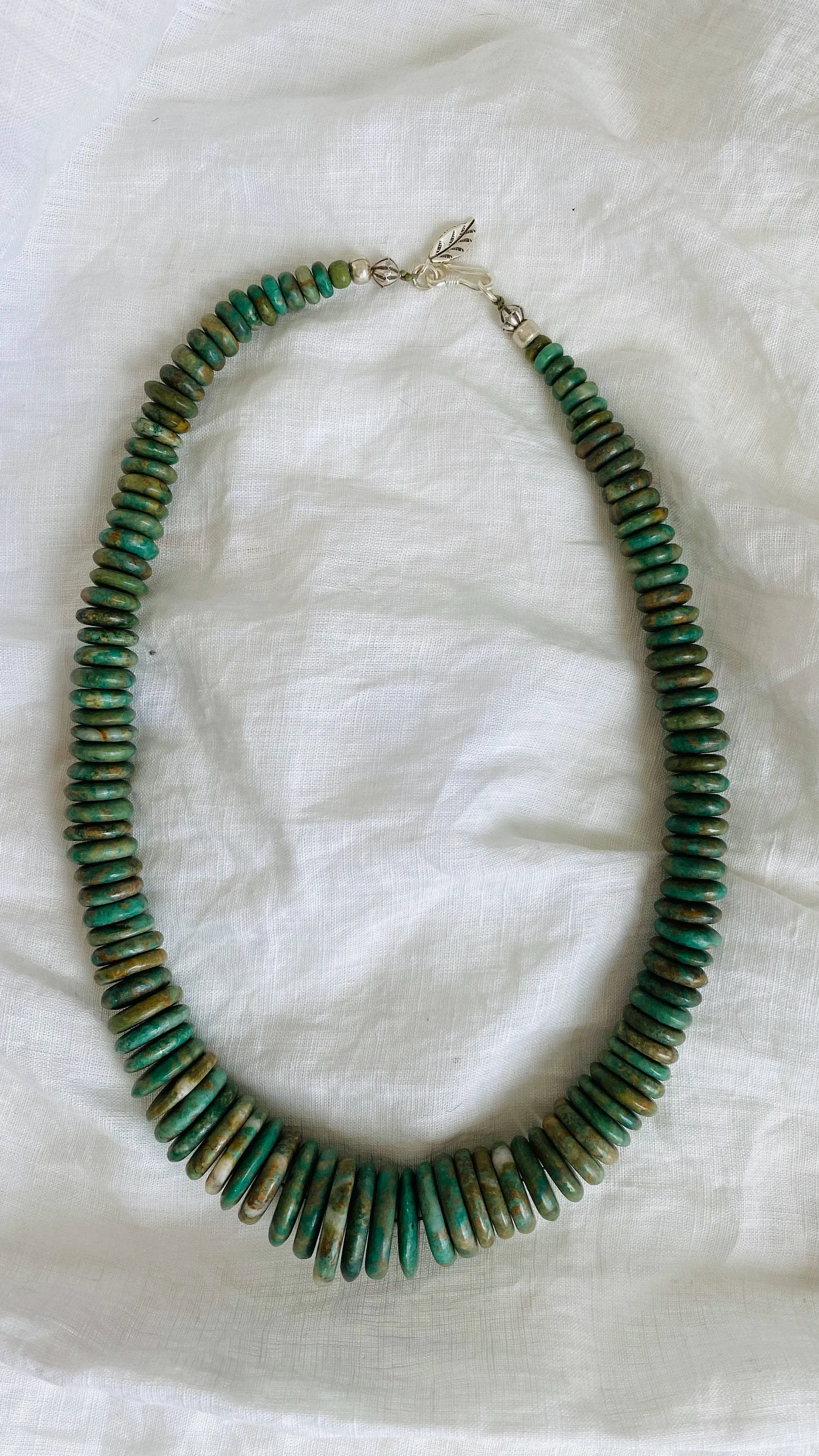 Mayan Guatemalita Jade Graduated Disks Choker Necklace. 0108