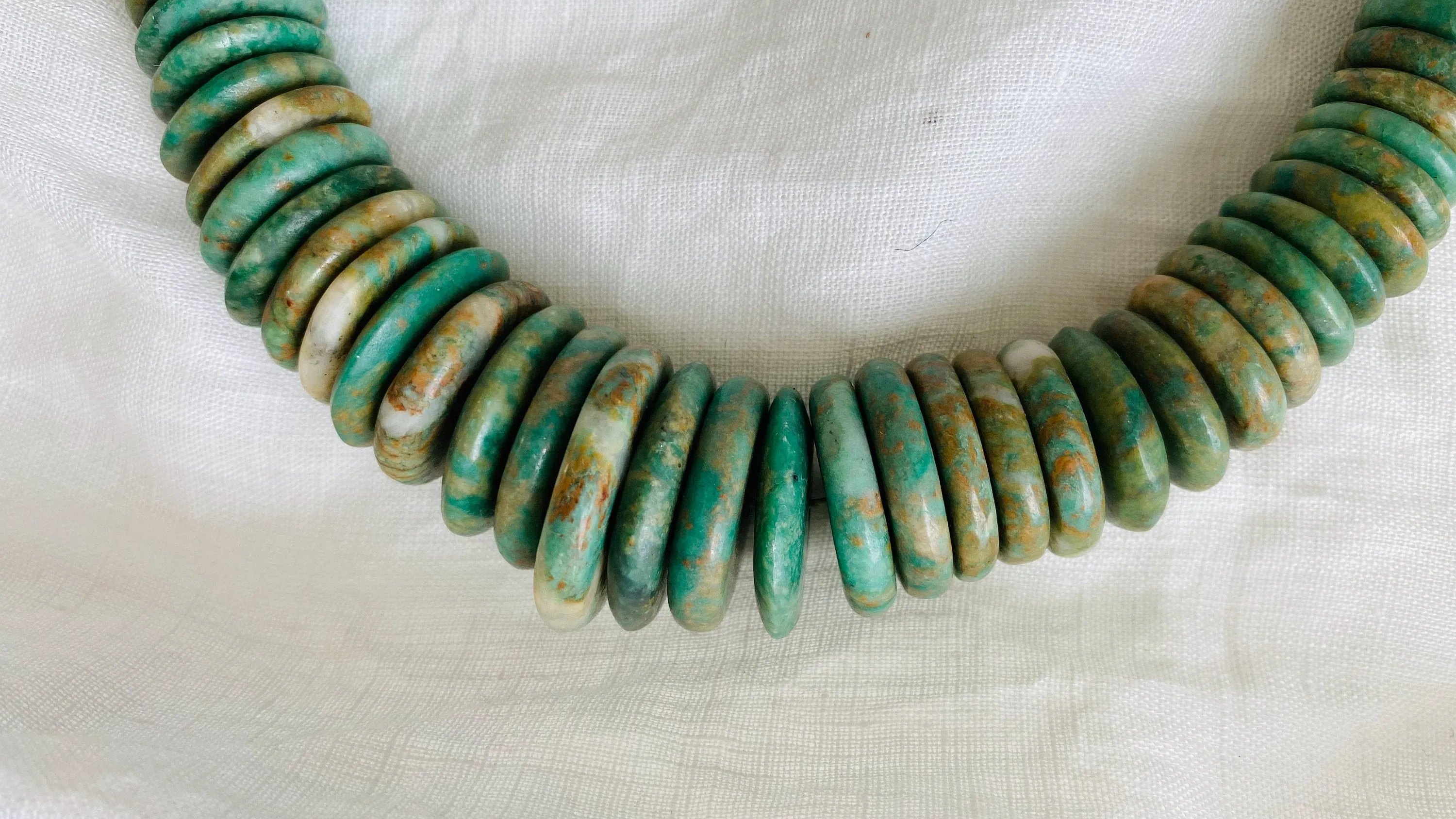 Mayan Guatemalita Jade Graduated Disks Choker Necklace. 0108