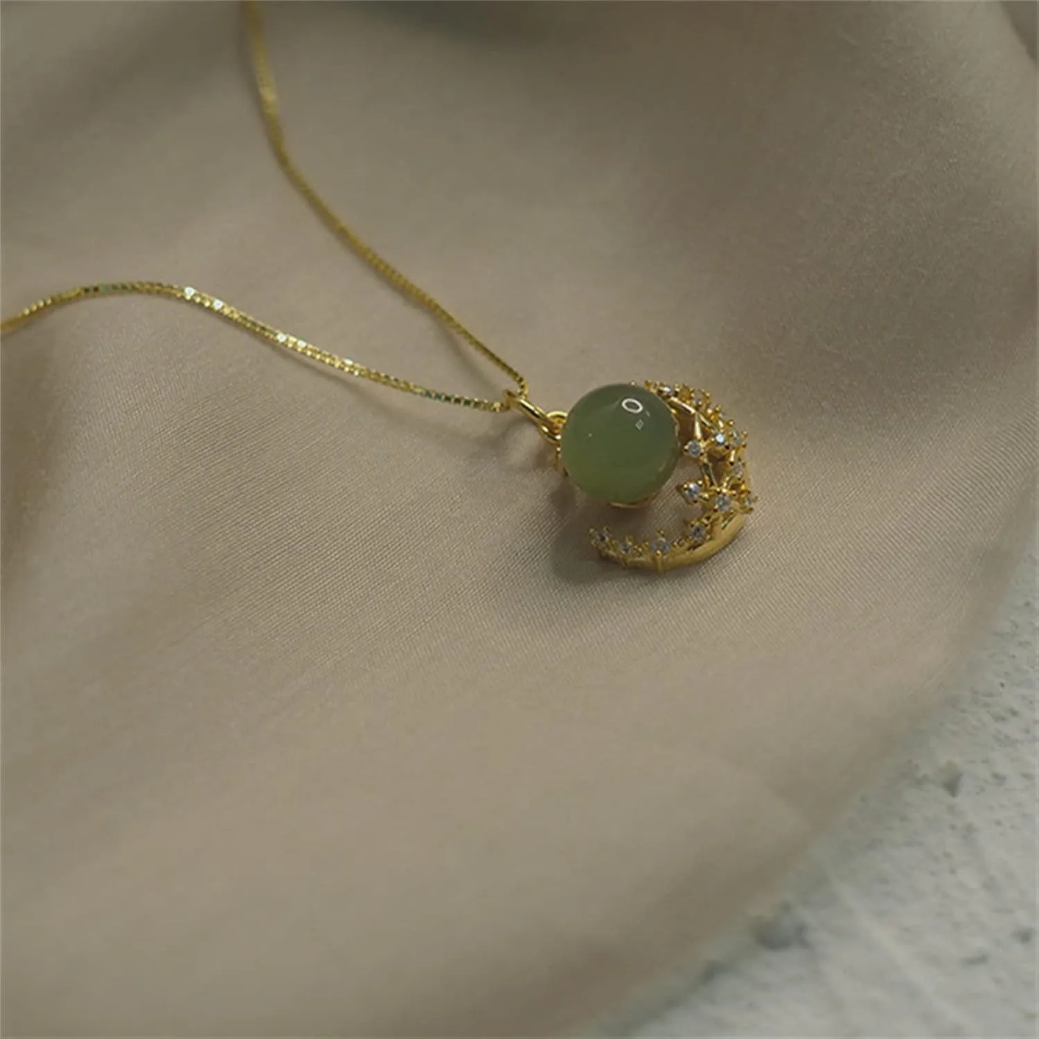 Natural Hetian Jade & Zircon Necklaces for Women, Dainty Green Jade Pendant for Women, Lucky Green Jade Elegant Jewelry Gift for Women Lover Her (925 Sterling Silver with Gold Plated)