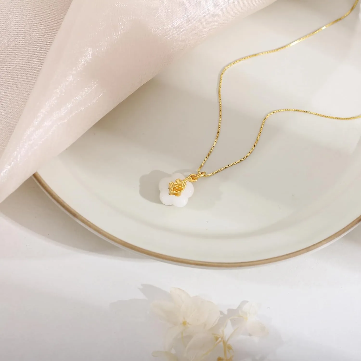 Natural Hetian Jade Necklace for Women, Dainty White Jade Flower Charm Pendant Adjustable Choker Necklace Jewelry Chain Gift for Mom Lover Her (925 Sterling Silver with Gold Plated)