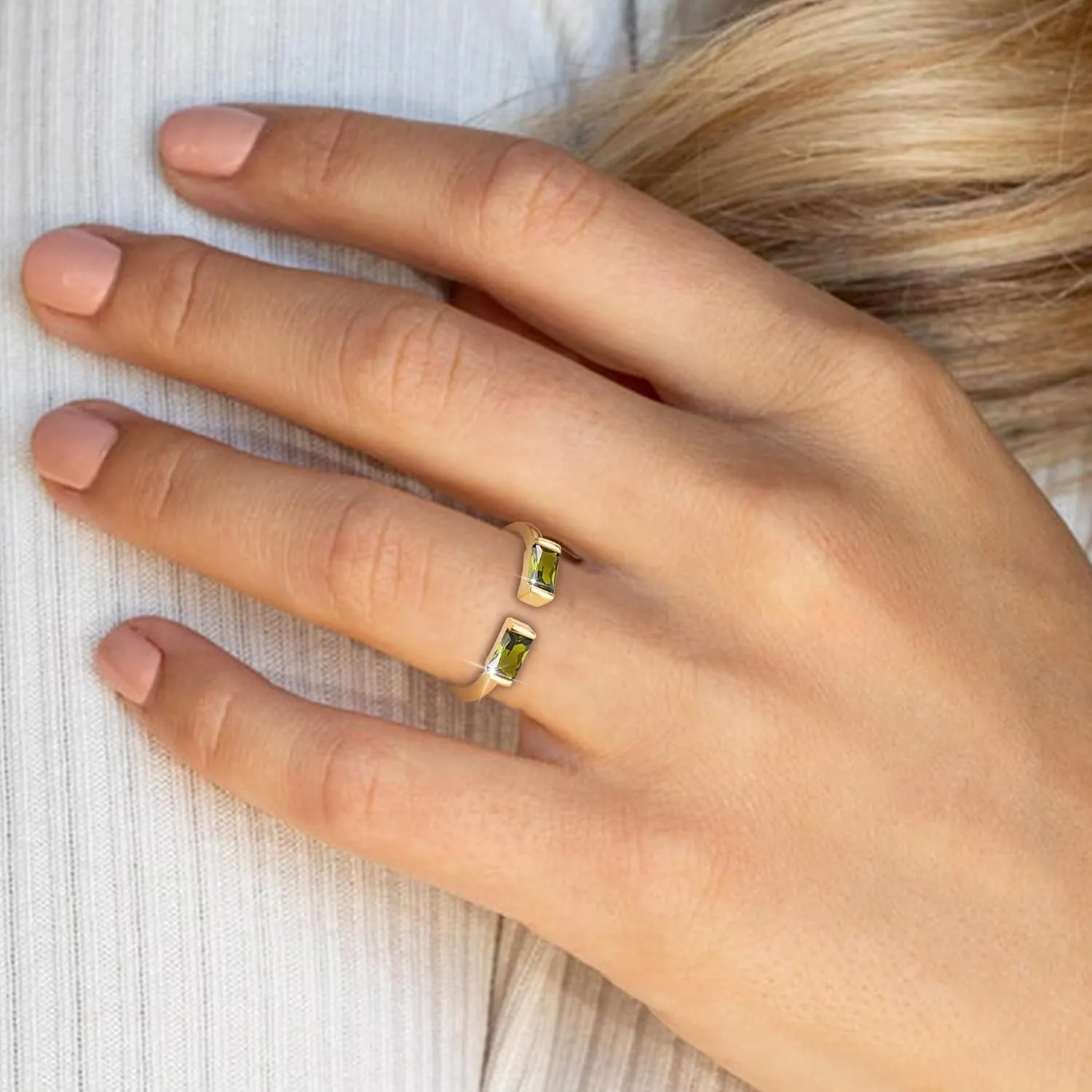 Roe Dolph Birthstone Rings for Women Gold Birthstone Ring Dainty 14K Gold Plated Stackable Birthstone Rings for Birthday Jewelry Gifts Ruby Thumb Pinky Rings July June August Birthstone Rings