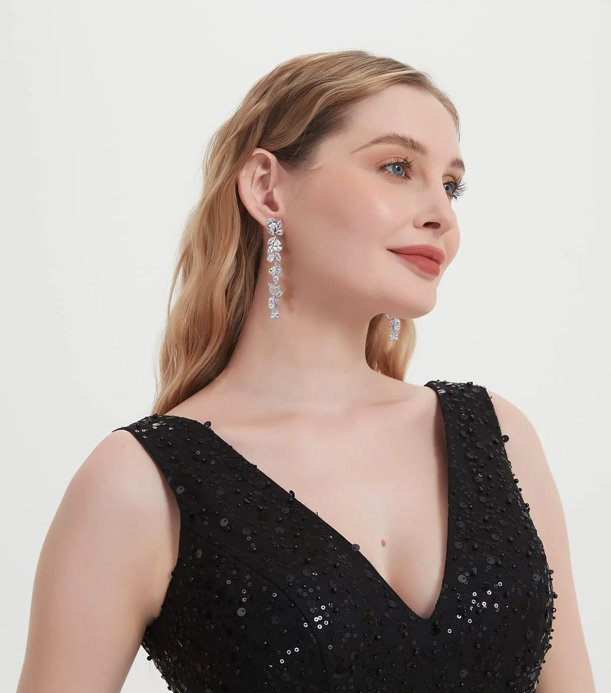 UDYLGOON Cubic Zirconia Chandelier Long Dangle Earrings for Women Bride Bridesmaid Wedding Prom Pageant Party