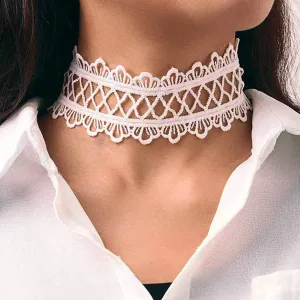 Ursumy Lace Choker Necklace Chain Vintage White Floral Chokers Gothic Elasic Necklaces for Women